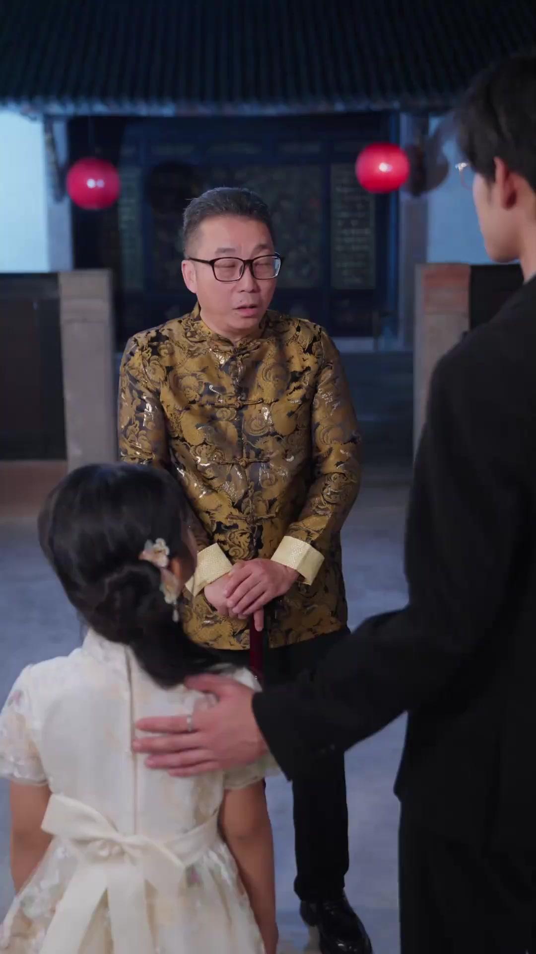 Ganti Ayah, Ubah Nasib