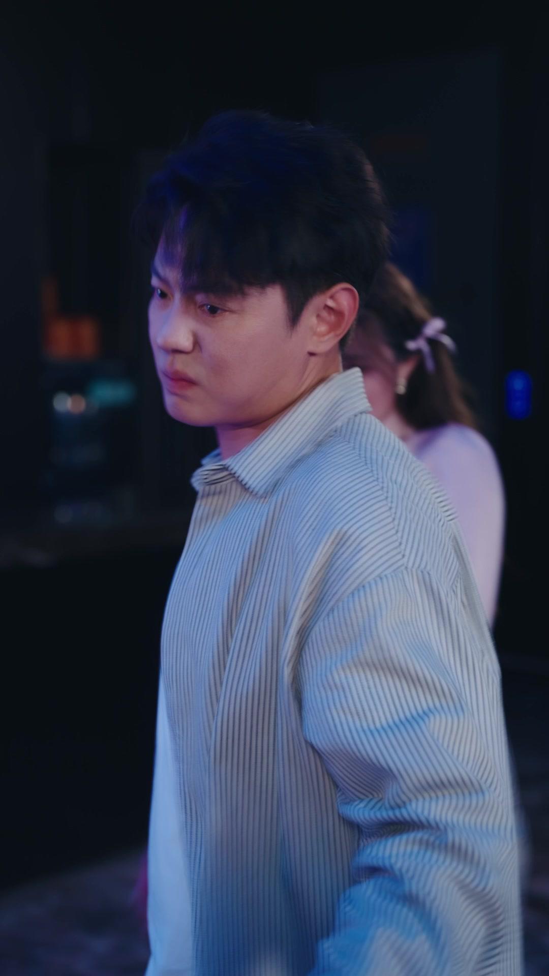 獄中梟雄：君臨天下