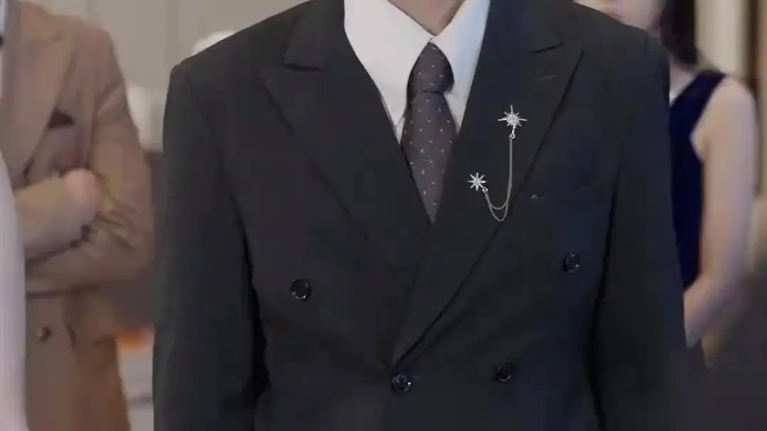 (Doublage) MA FEMME, LA PDG : Le défi du prix AI4S