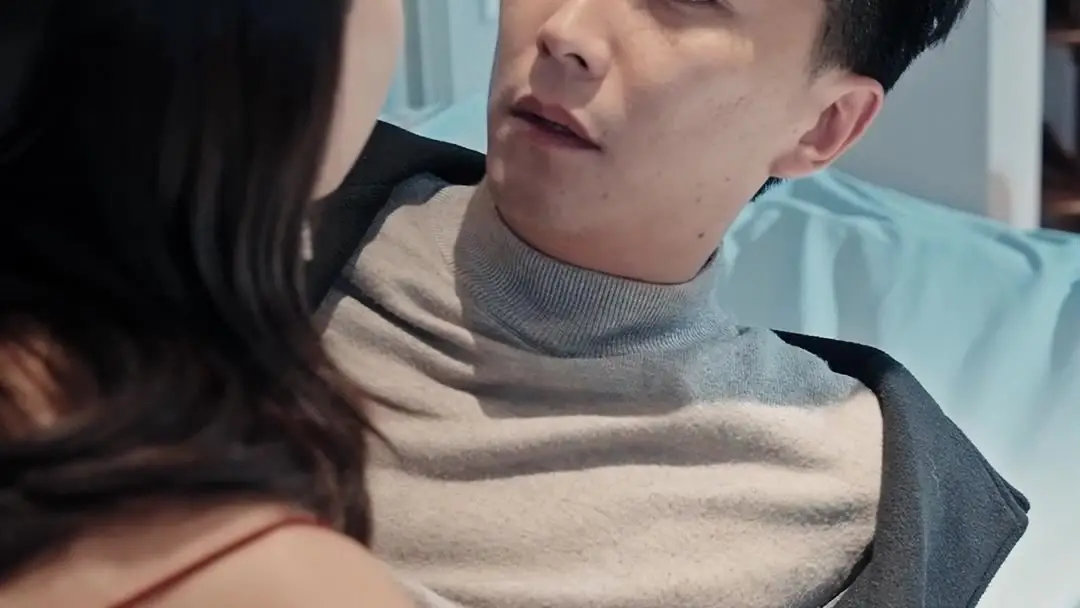 Loser Master: When the Door Opens, the Past Walks In