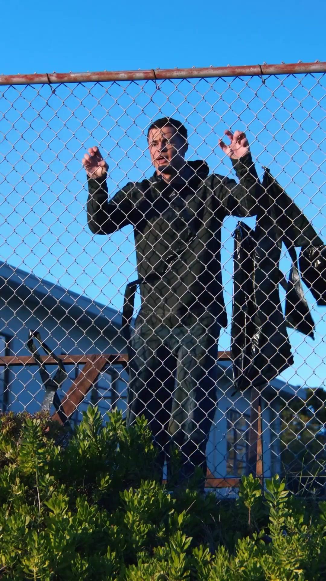 LE DIEU DU BASKET ABANDONNÉ RETOURNE