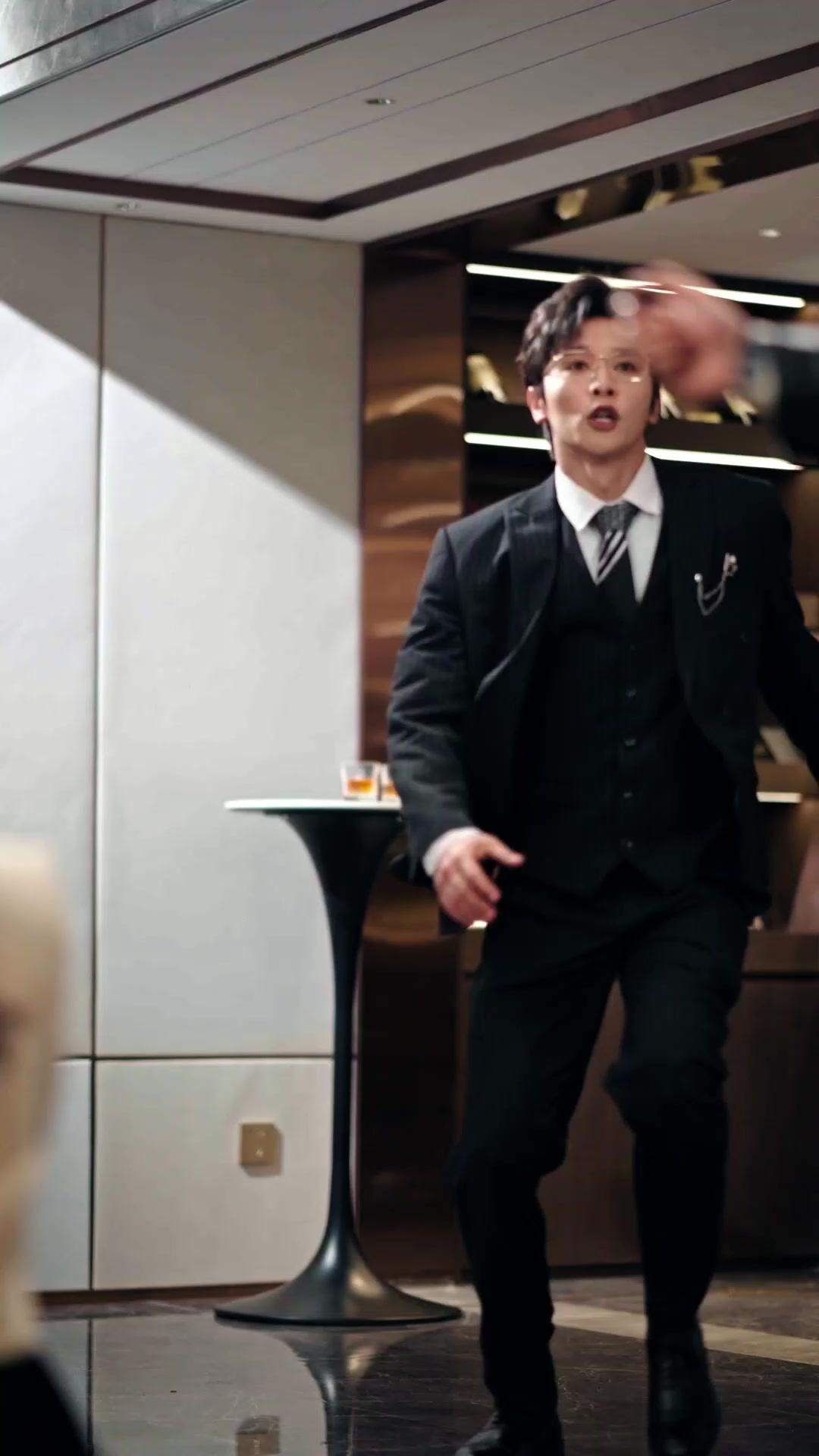 Baby's Revenge: Make Mommy a Queen!