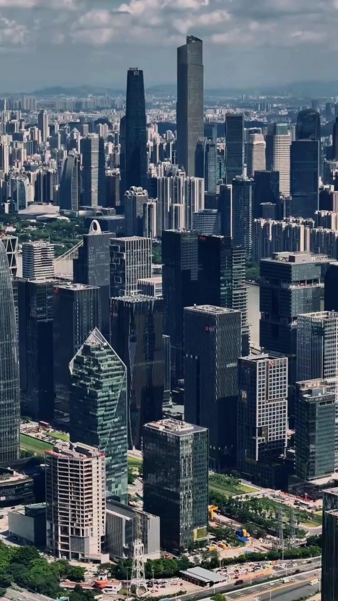 أختي الغامضة