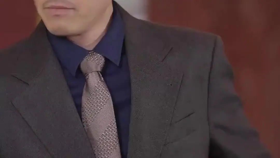 The Imposter Boxing King: When Silence Speaks Louder Than a Knockout Punch