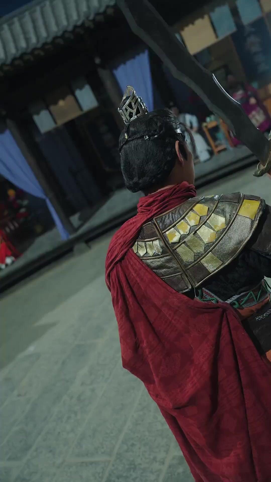 (Dublajlı) Kasabın Kudretli Kılıcı Altındaki Prenses