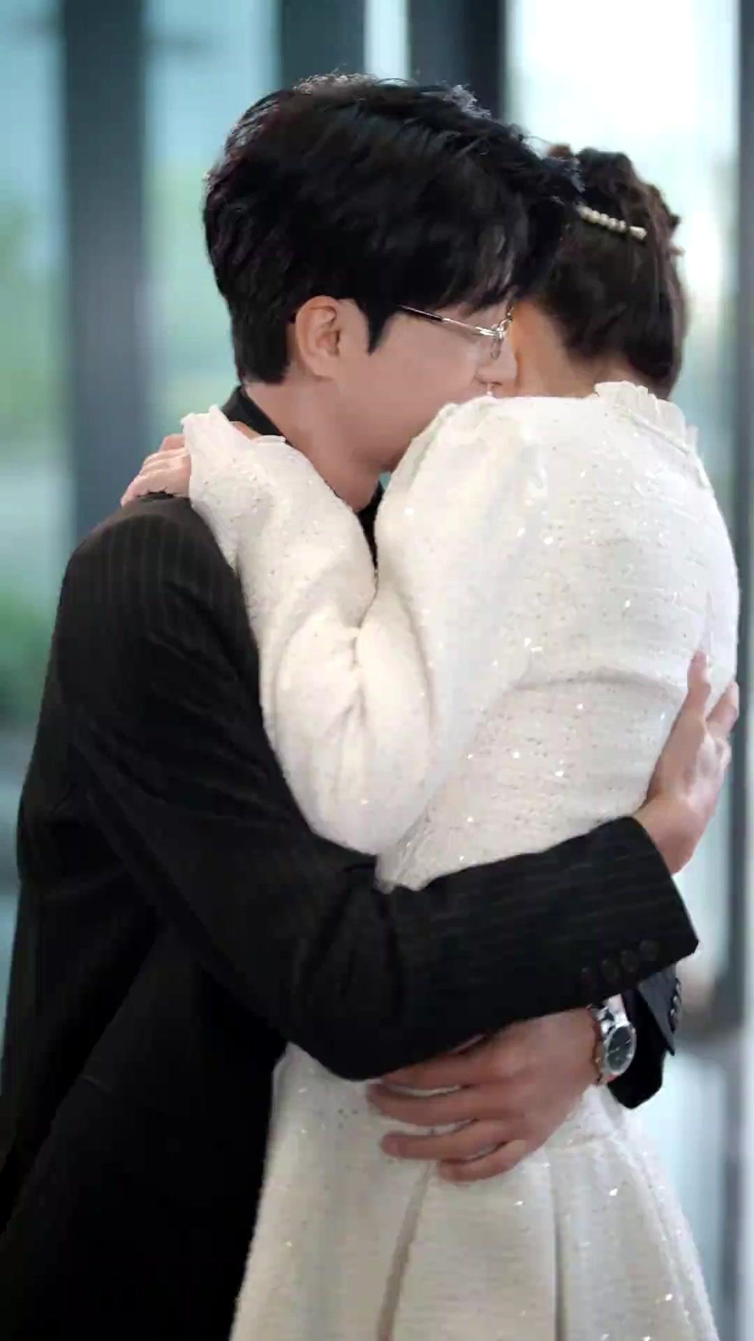 (더빙)내연녀의 정체