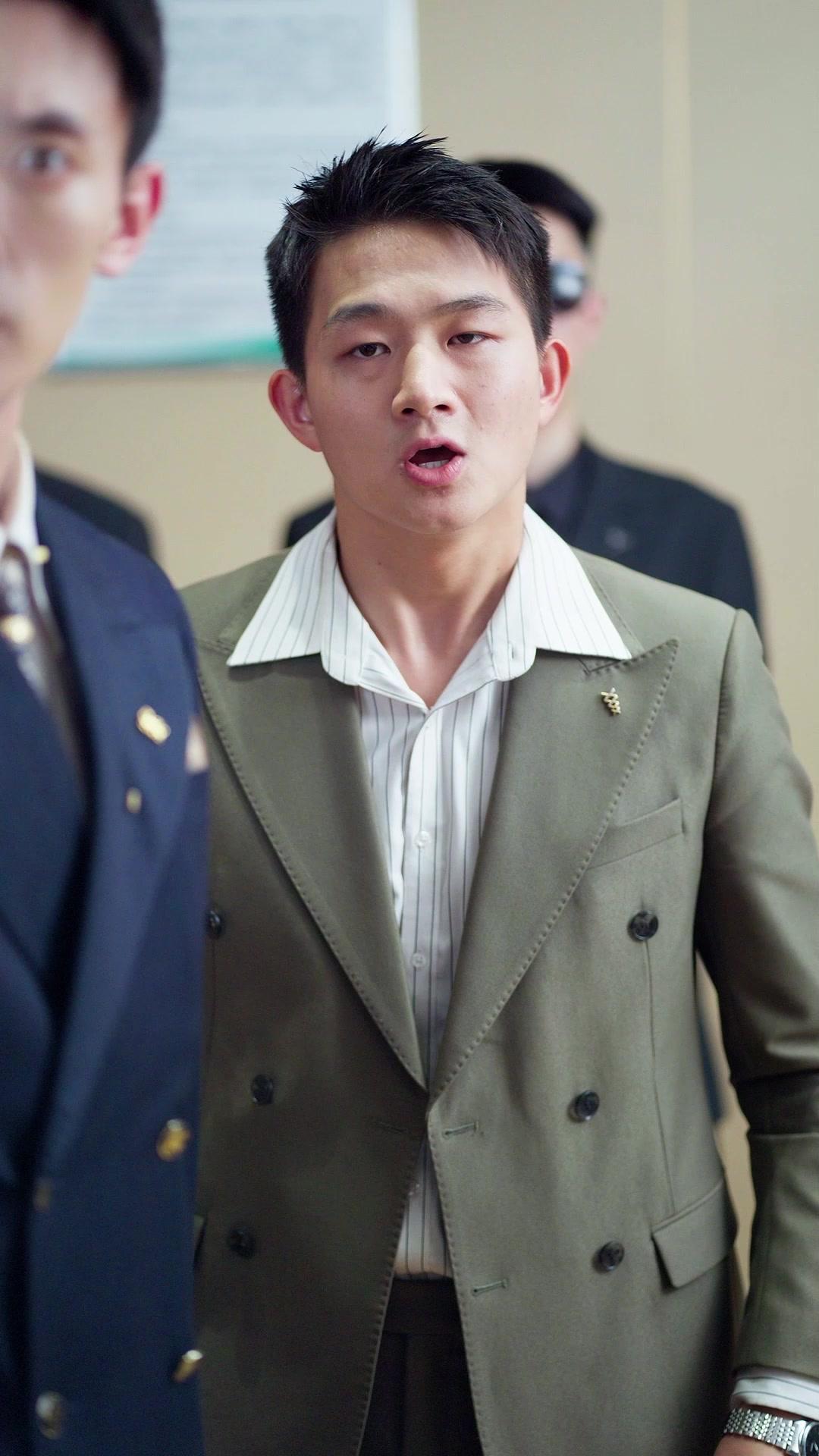 Hello Daddy, Your Son Is Right Here!