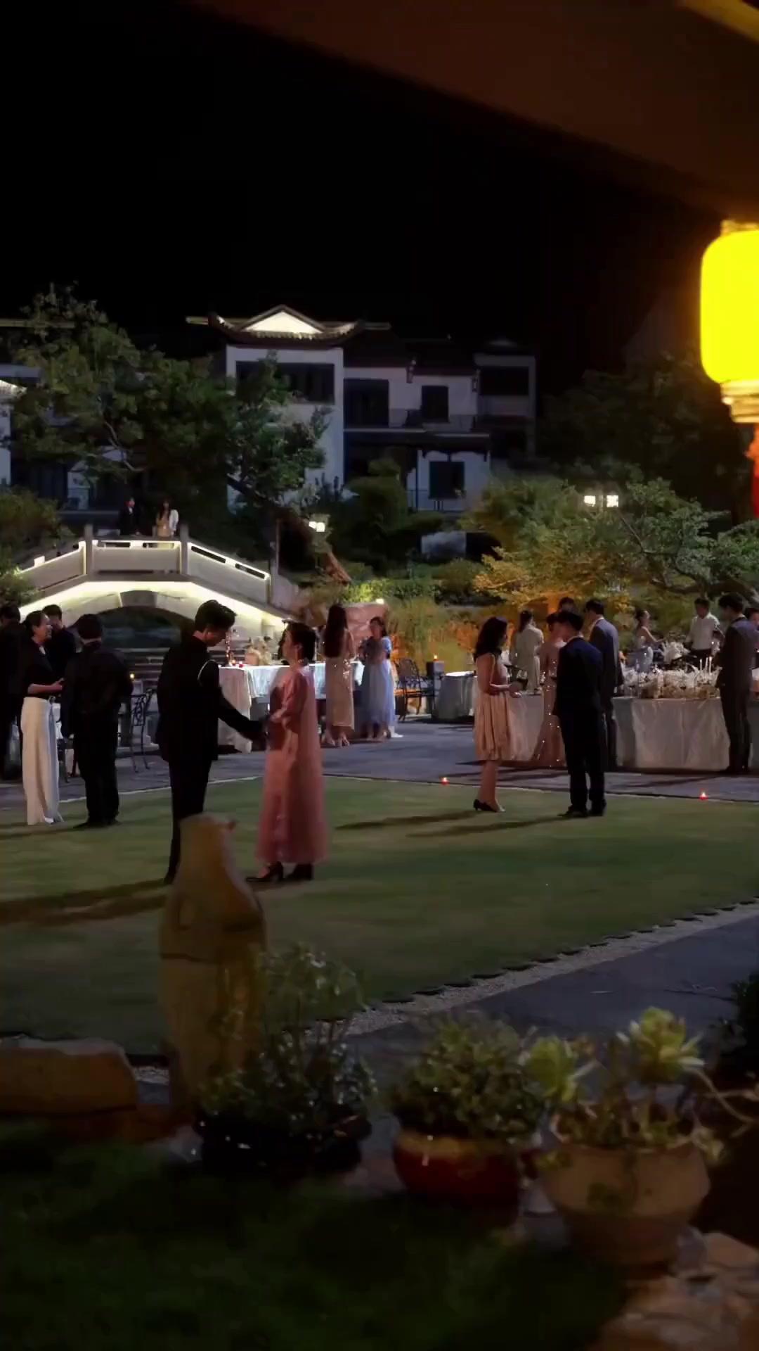 (พากย์เสียง) เริ่มจากพันธะ จบที่พ่ายใจ