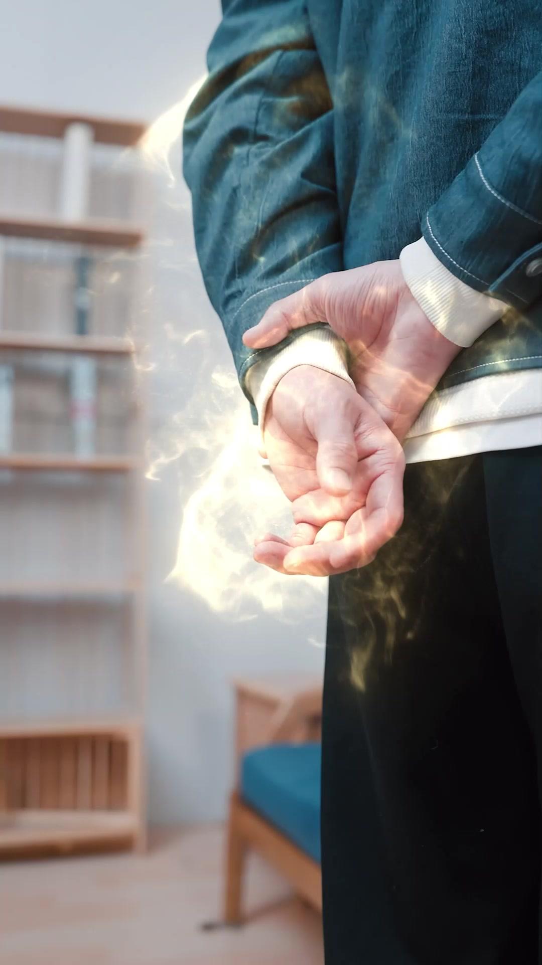 Fake Fiancé, Real Grandmaster