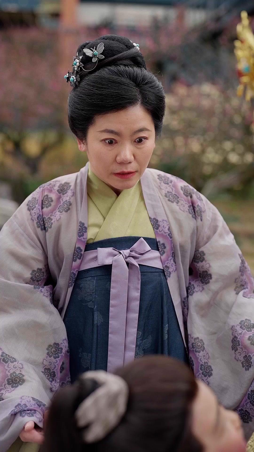 父皇我娘親又要跑了