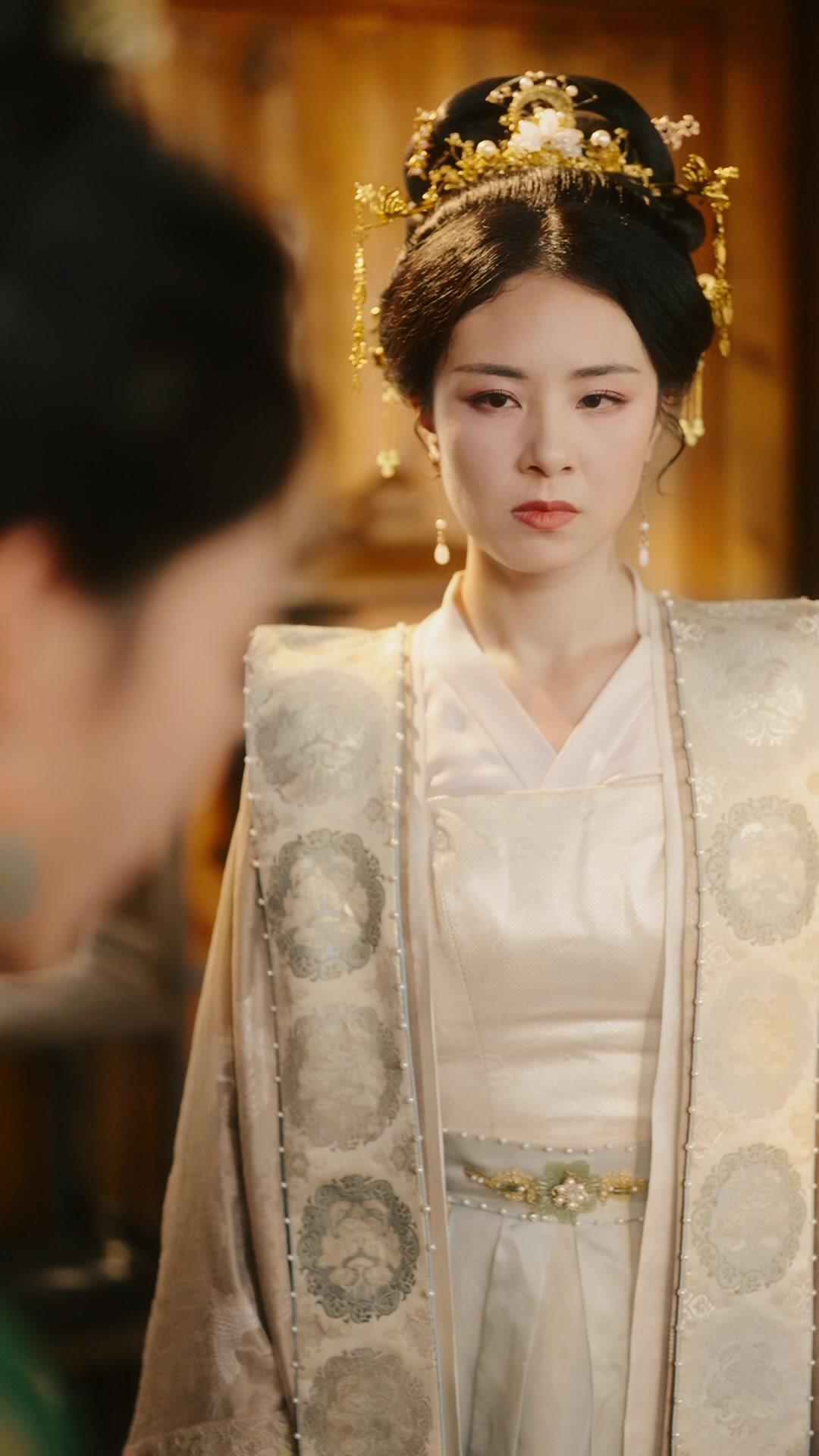 A Vingança da Rainha Renascida