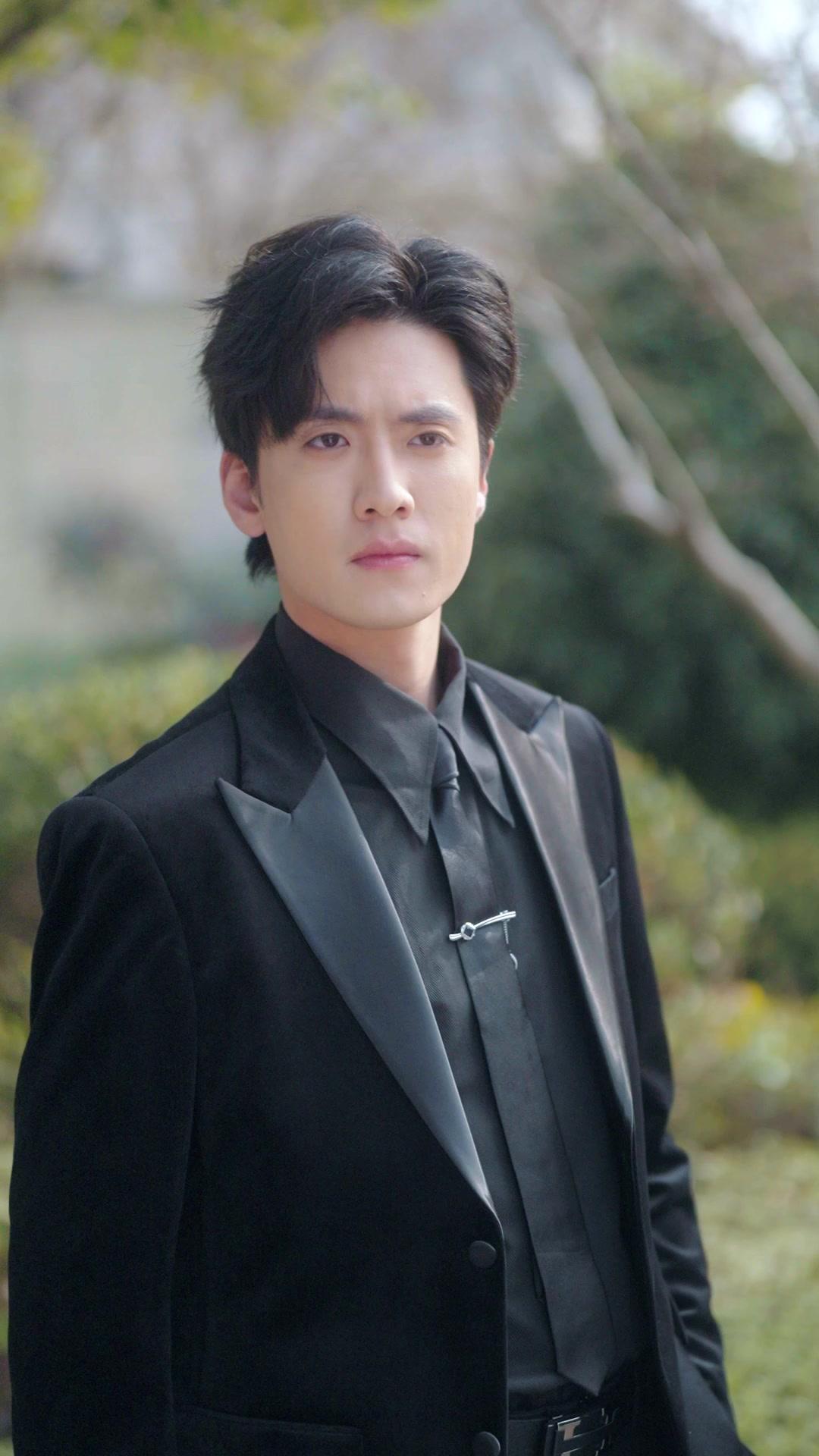 Accidentally Married My CEO