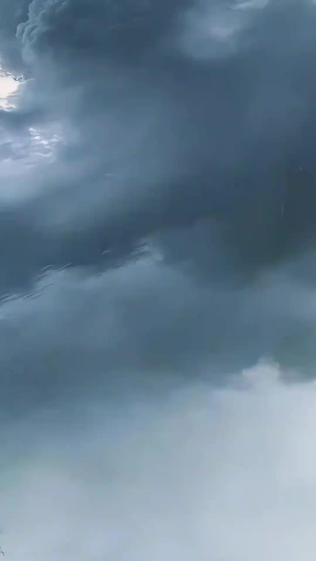 Ngư Thần Dứt Duyên