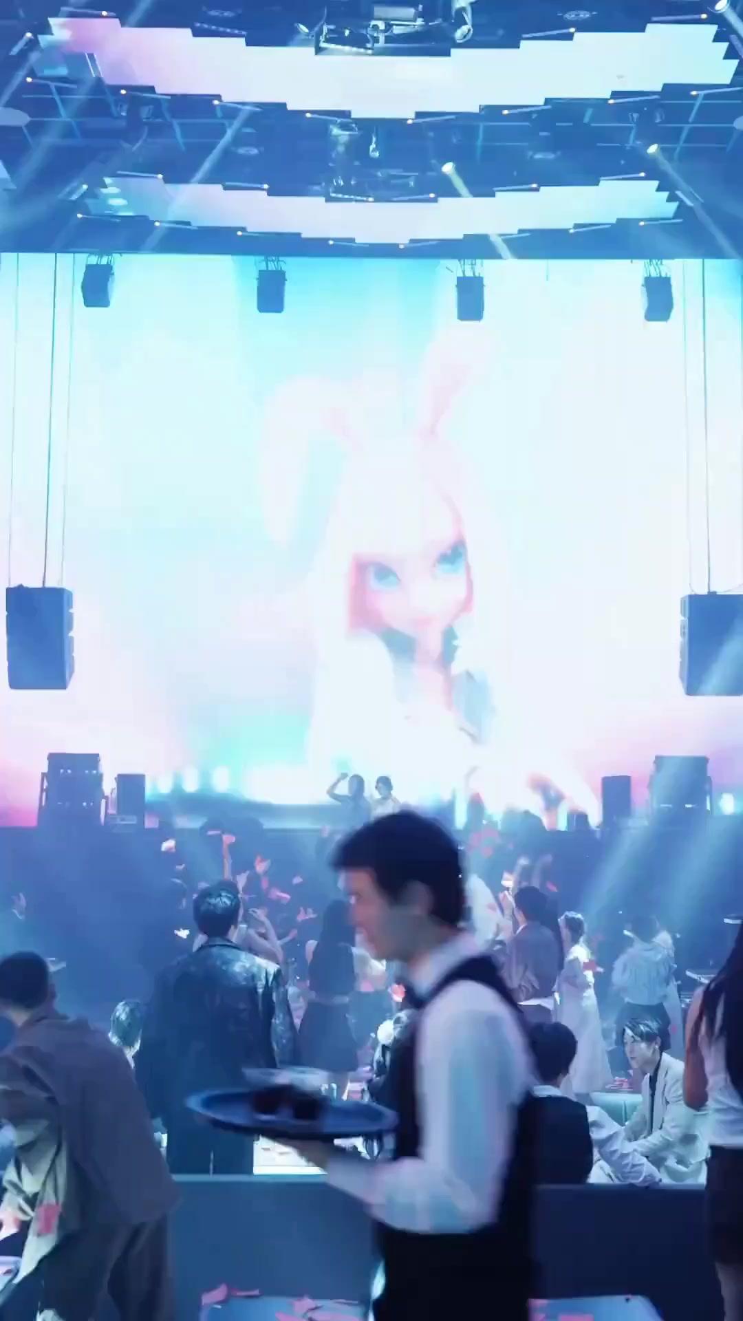 (Dublagem)Presas no Romance Errado