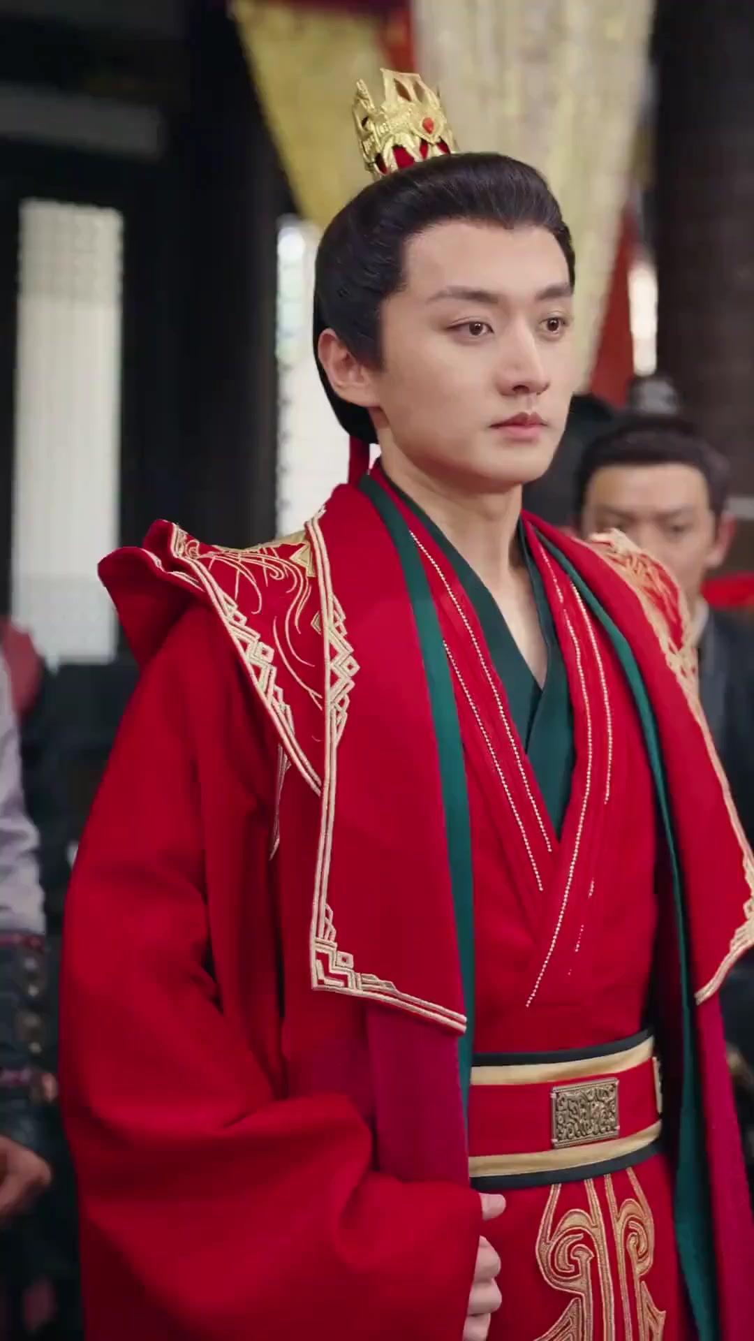 (Dubbed)Who's the Real Queen?