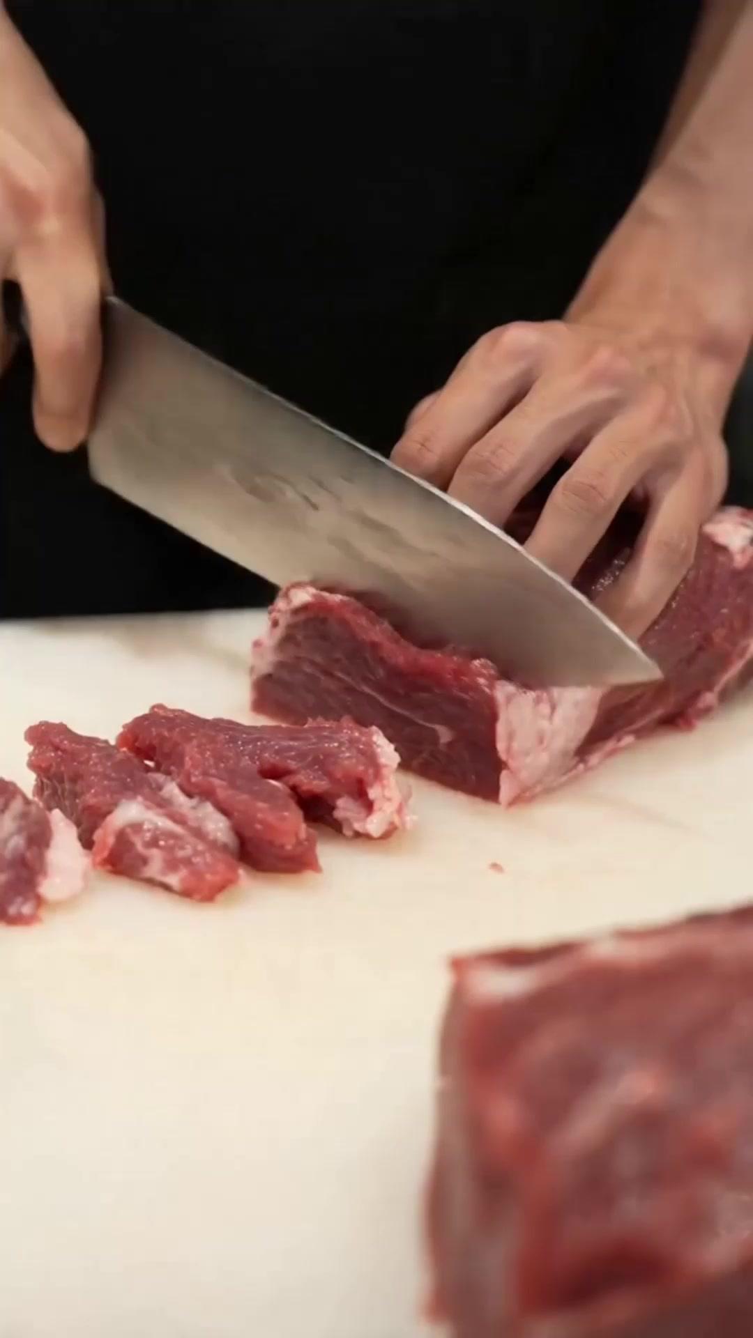 Butcher vs. Cousin: A Meat War