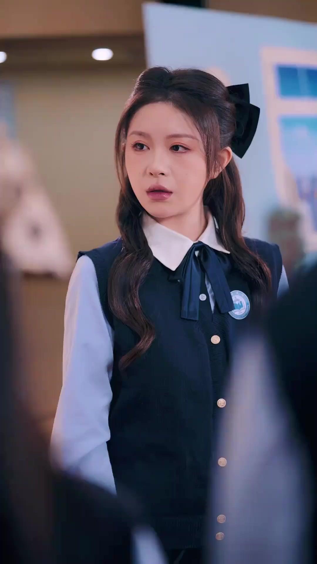 (Doblado) El primer día fui la falsa heredera