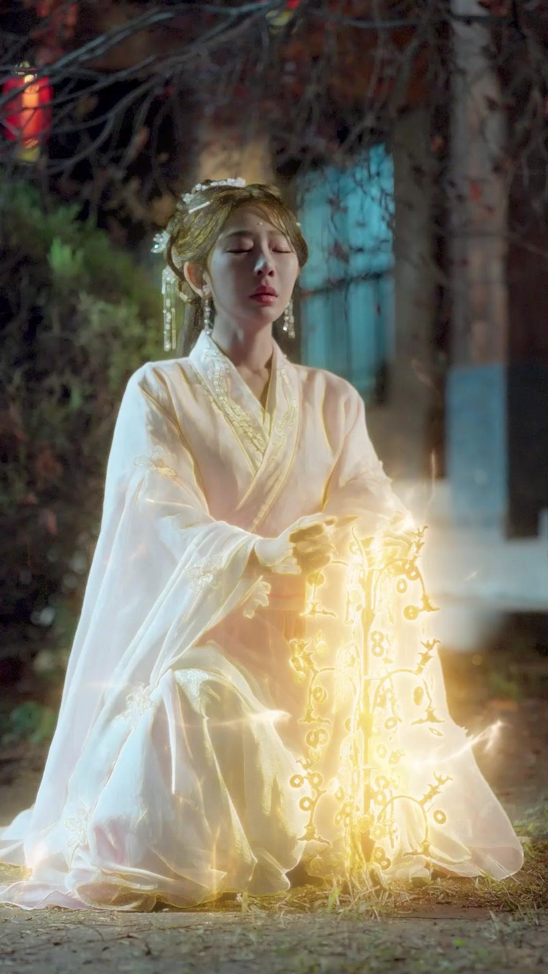 من يلمس الذهب يدفع عمره