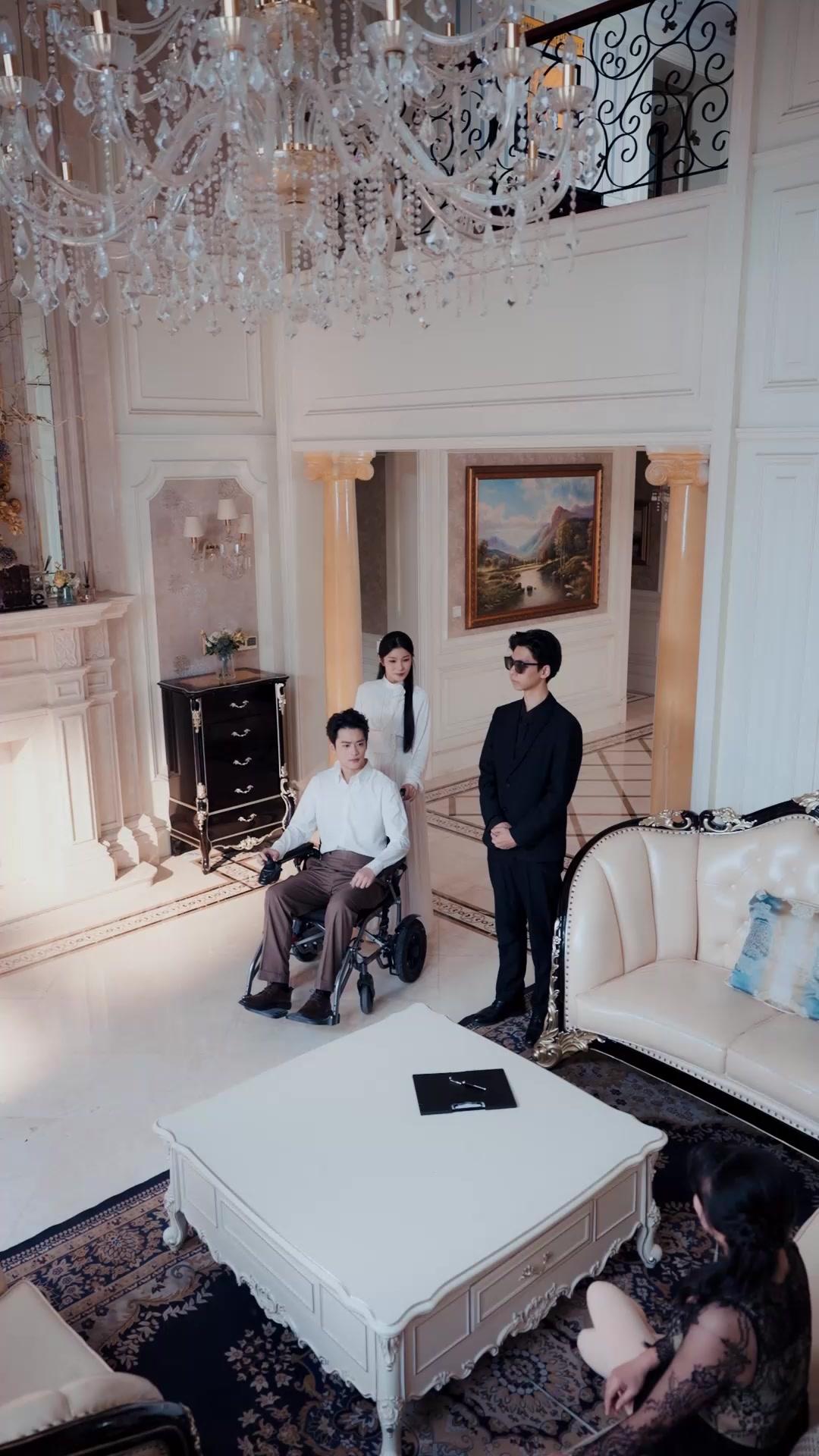 女魔頭上身，霸寵絕世好老公