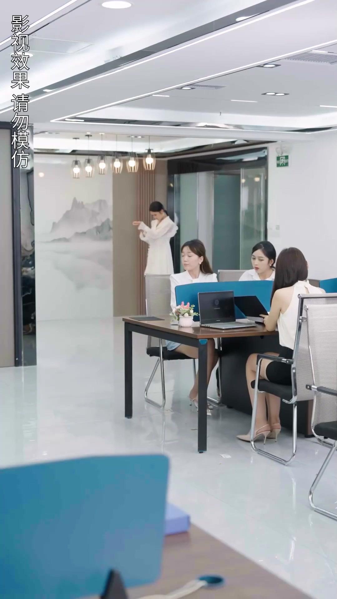 Kahwin Kilat, Suami Memanjakan Diri