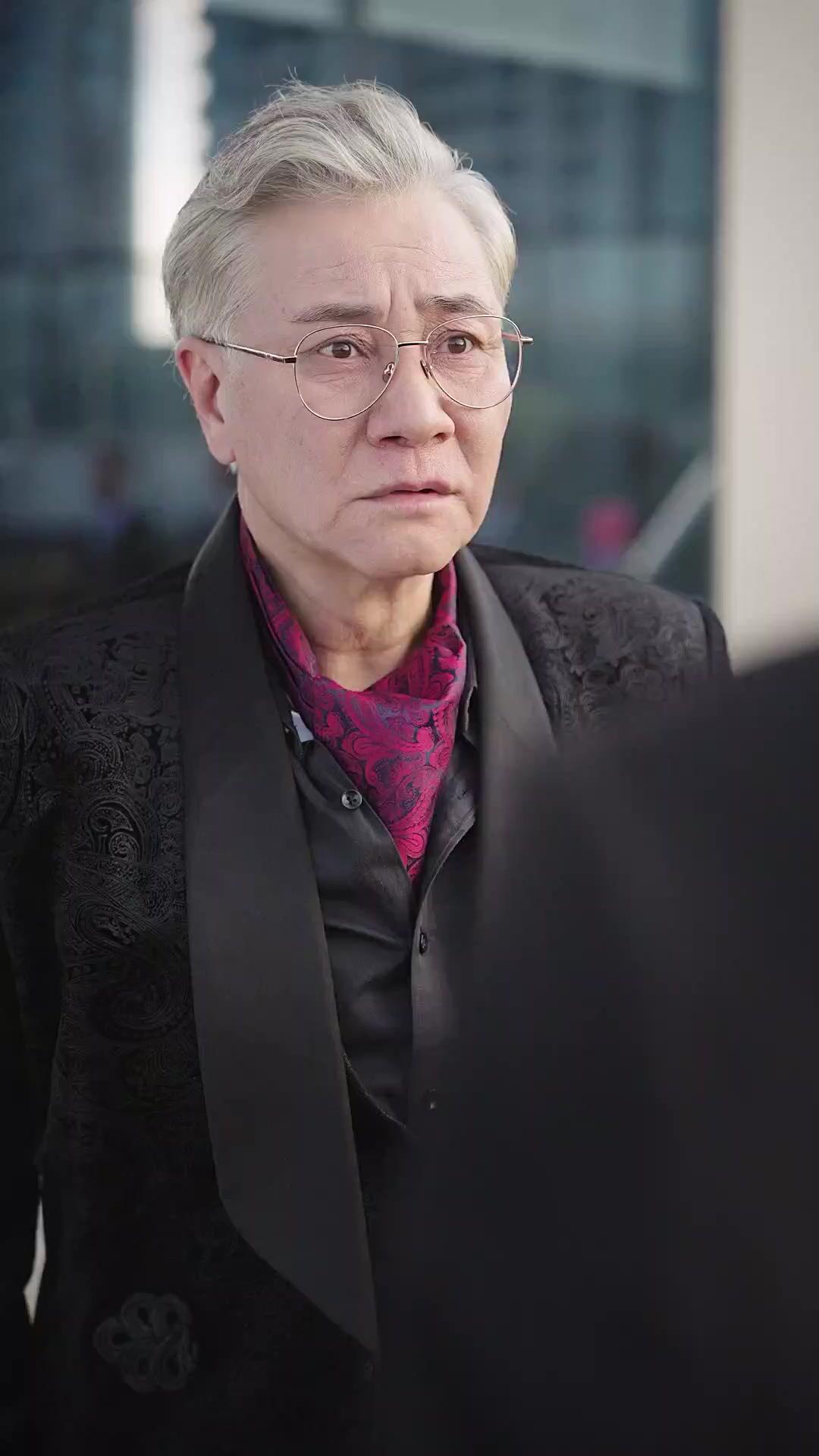 Hamil Manis: Dimanjakan Suami Bos Besar