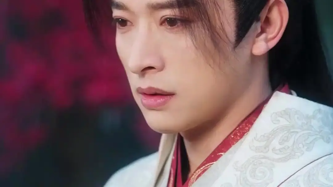 Sürpriz Kahraman2: Mezar Taşında Gizli İsim