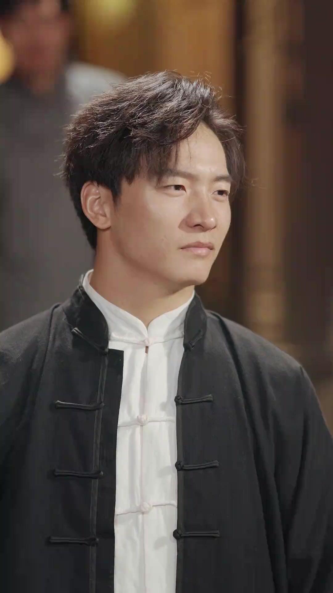 (Doblado)Ascenso del proscrito