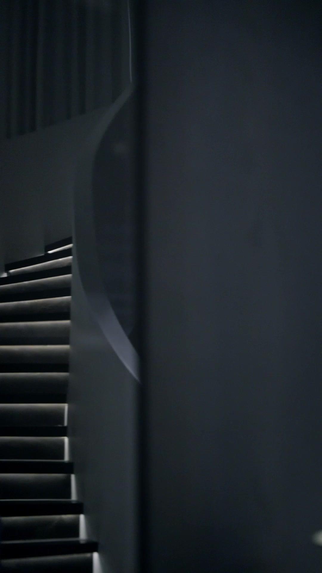 두 얼굴의 아내