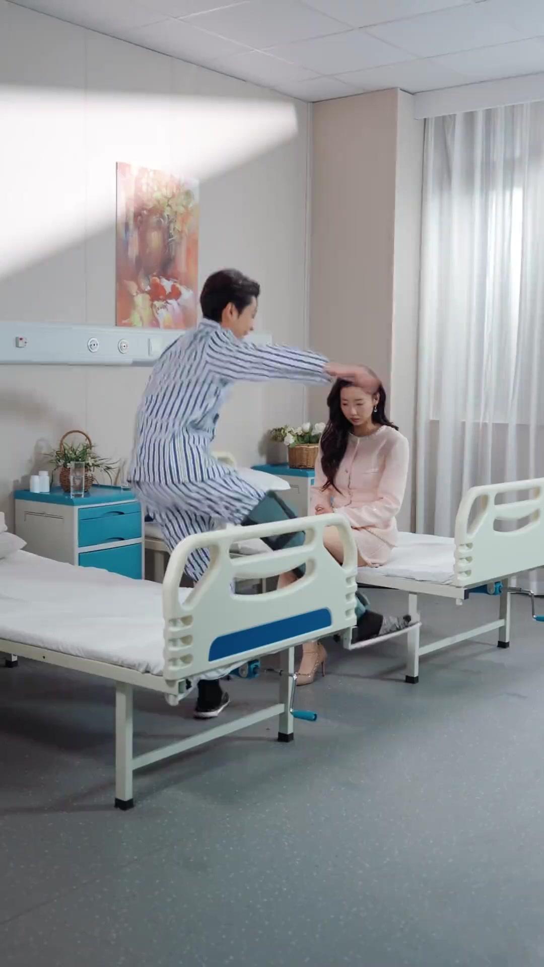 ELLE S'EST TISSÉ SON PROPRE PIÈGE