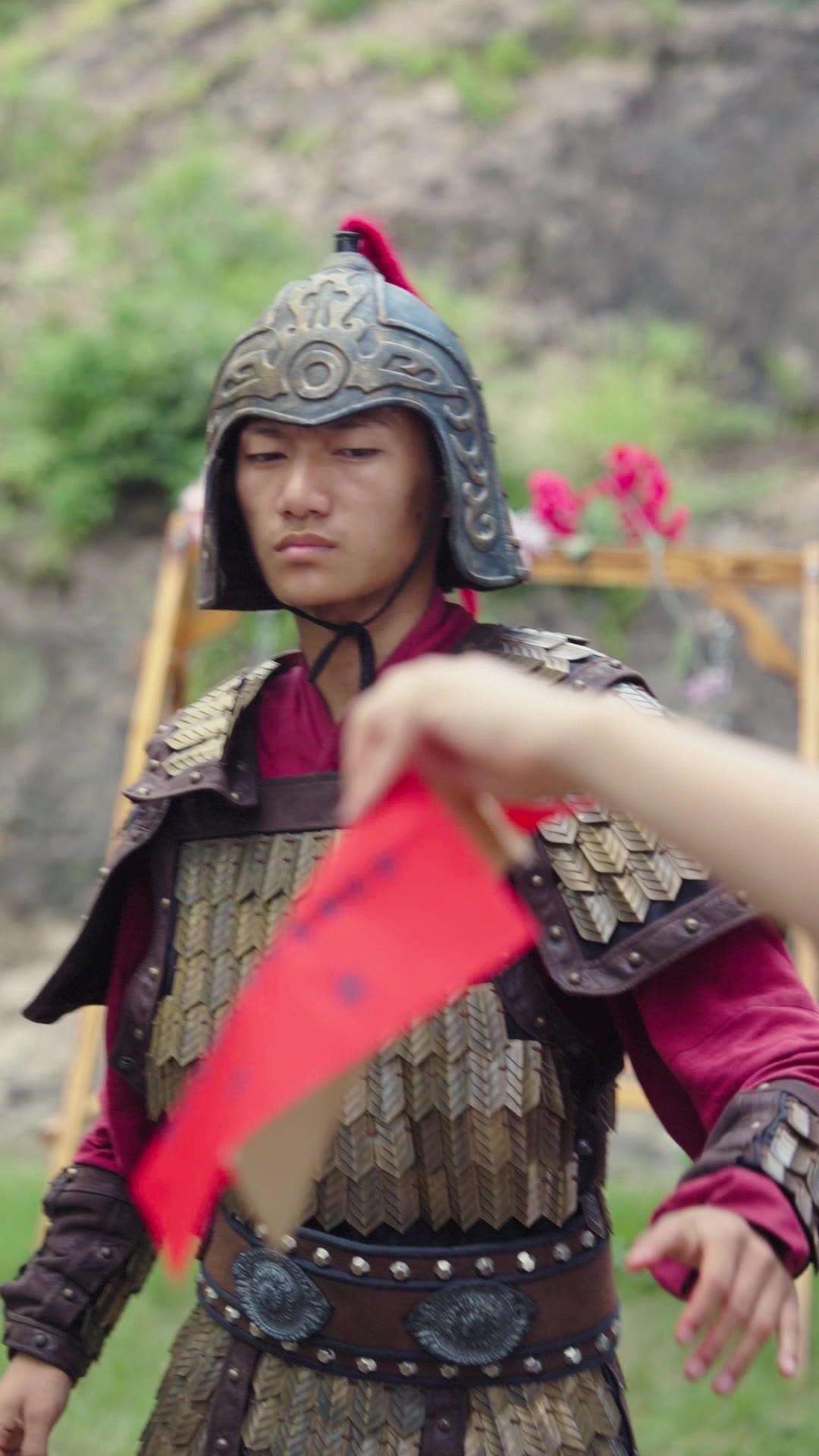 Oops, I Got a Caged Prince