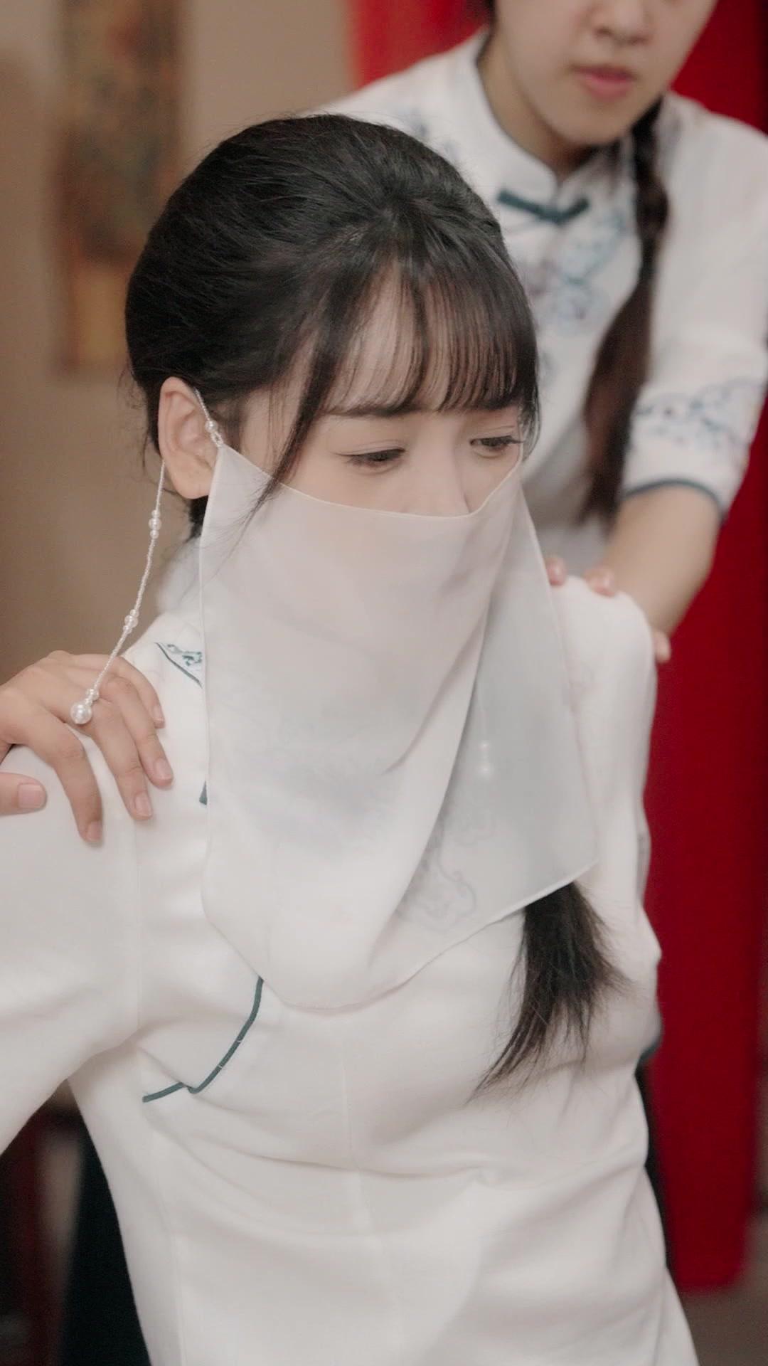 L'AMOUR PIÉGÉ DES JUMELLES