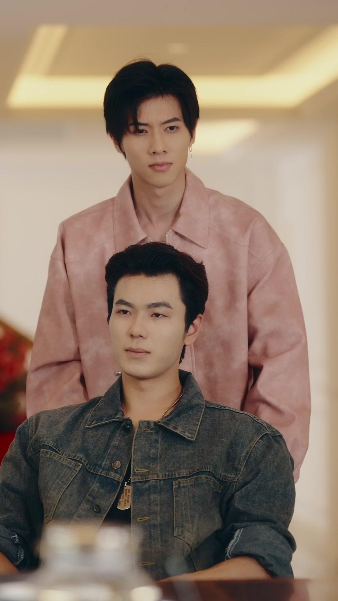 Kakak, Aku Bukan Adik Kandungmu!