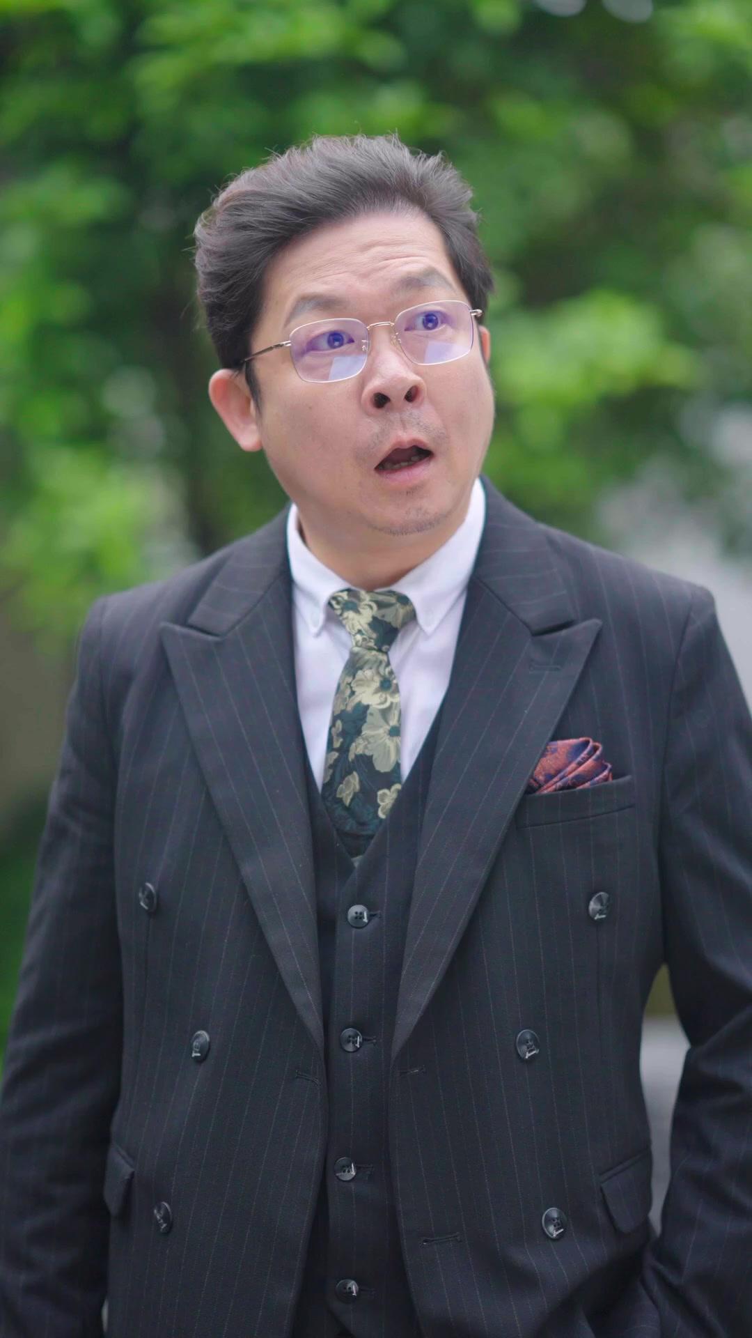 Si Jenius Catur Igo Berjari Emas