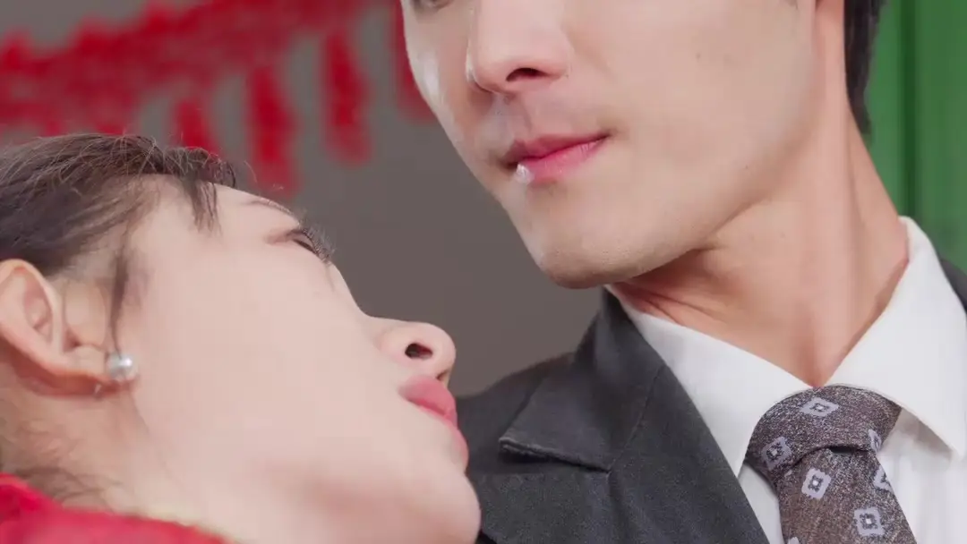 Love, Right on Time: When Rescue Wears a Suit