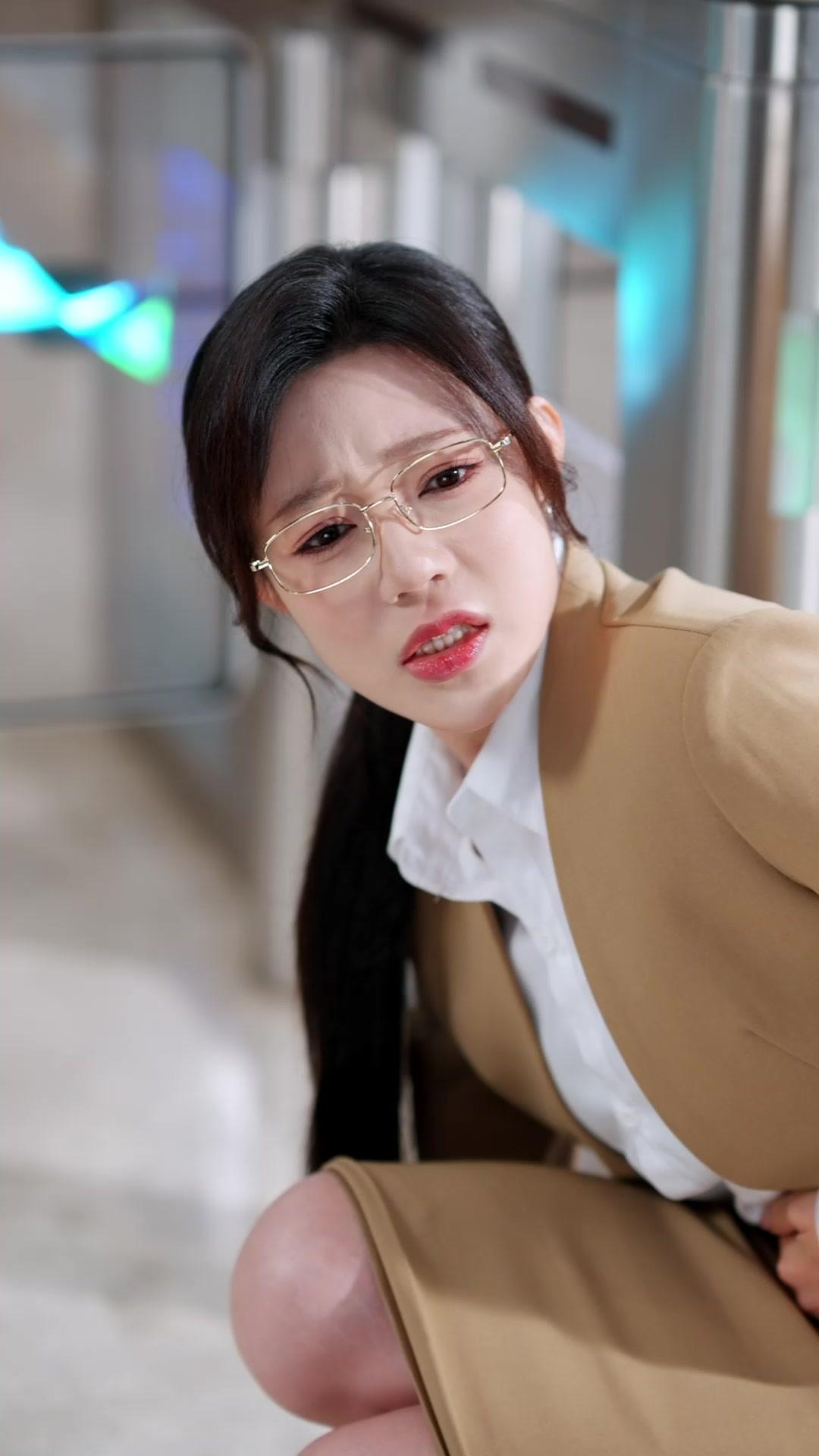 她離職那日，前公司天翻地覆