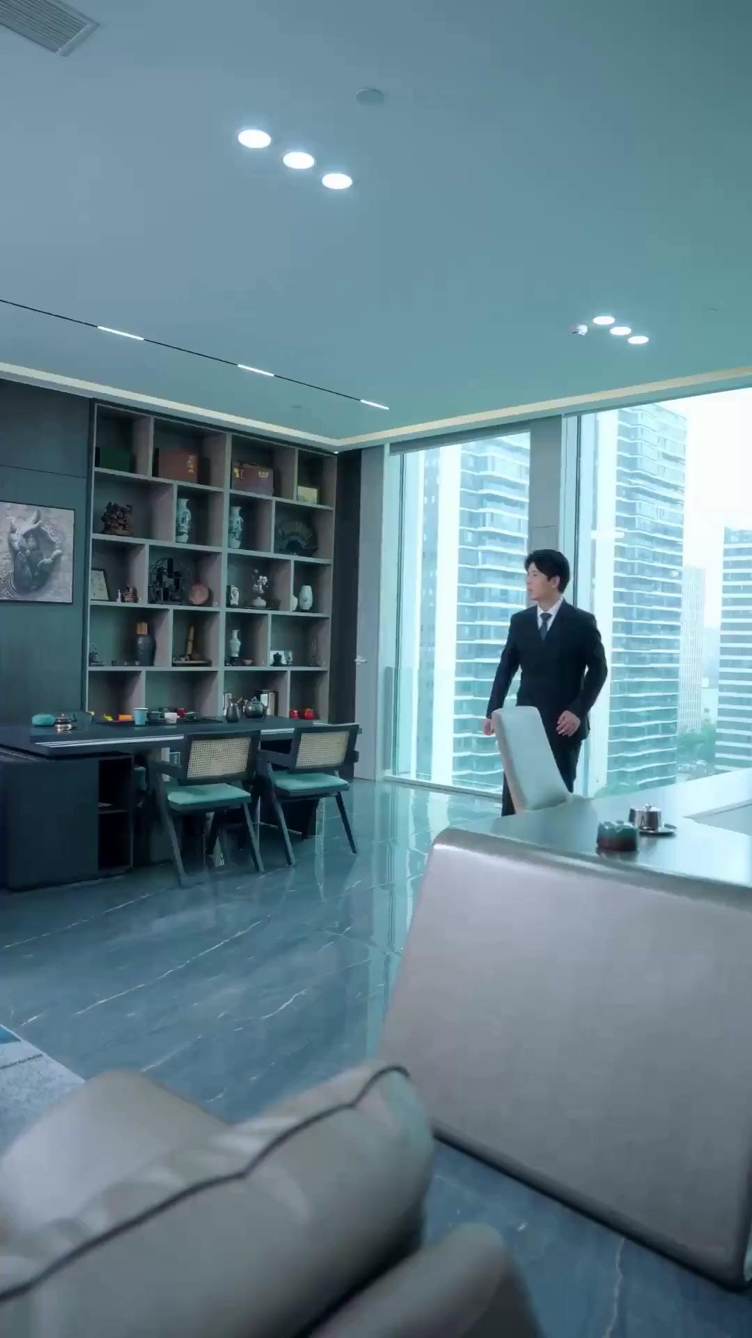 (Dubbed) A Discarded Wife? The Billionaire’s Lucky Charm!