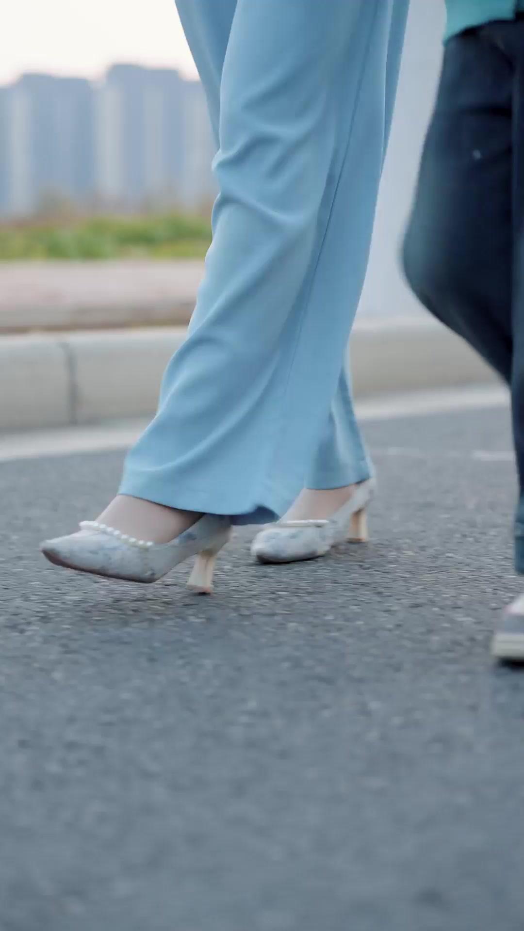 NOUS, A LA FIN DU RIDEAU