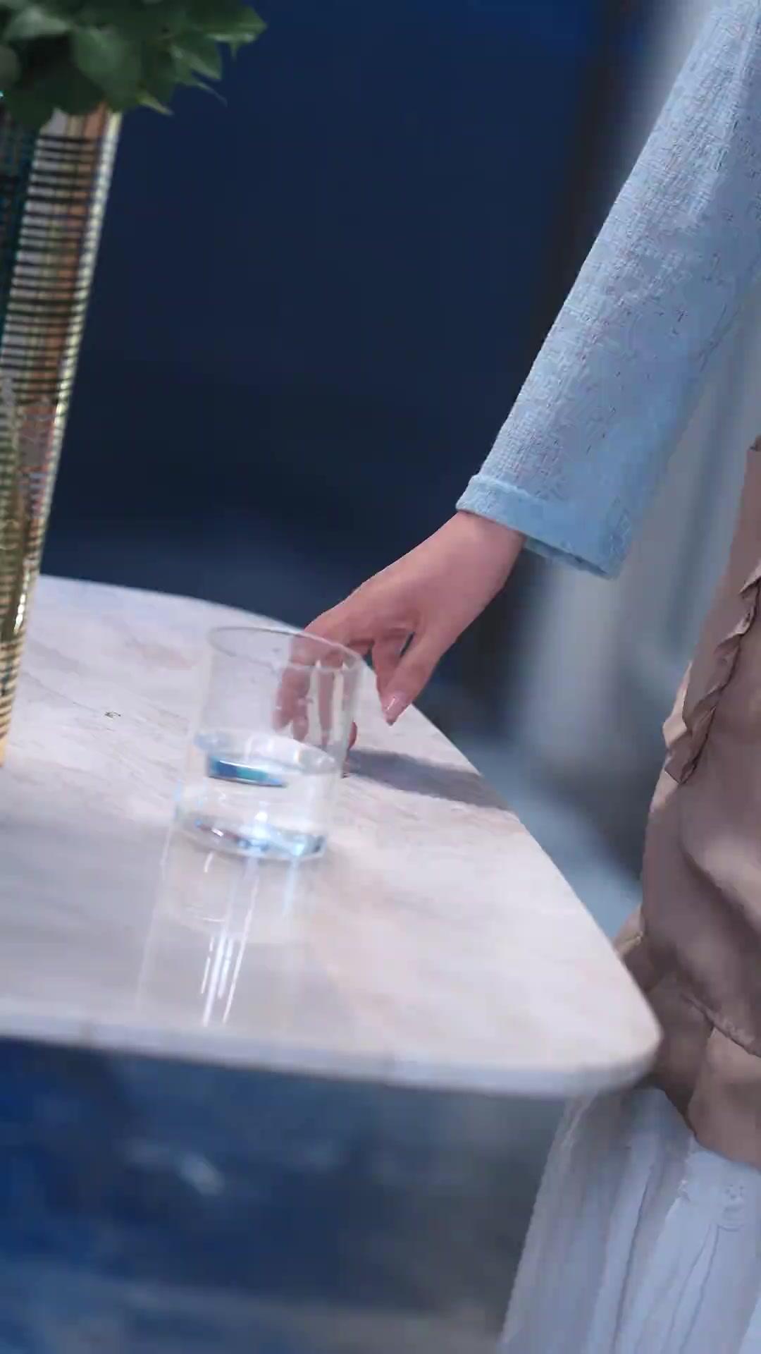 (Sulih suara) Bunga Berduri di Ruang Sidang