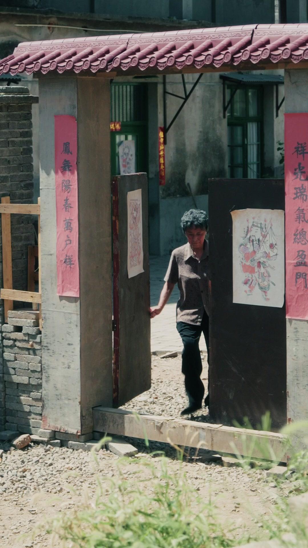 LA RÉDEMPTION D'UNE MÈRE CRUELLE