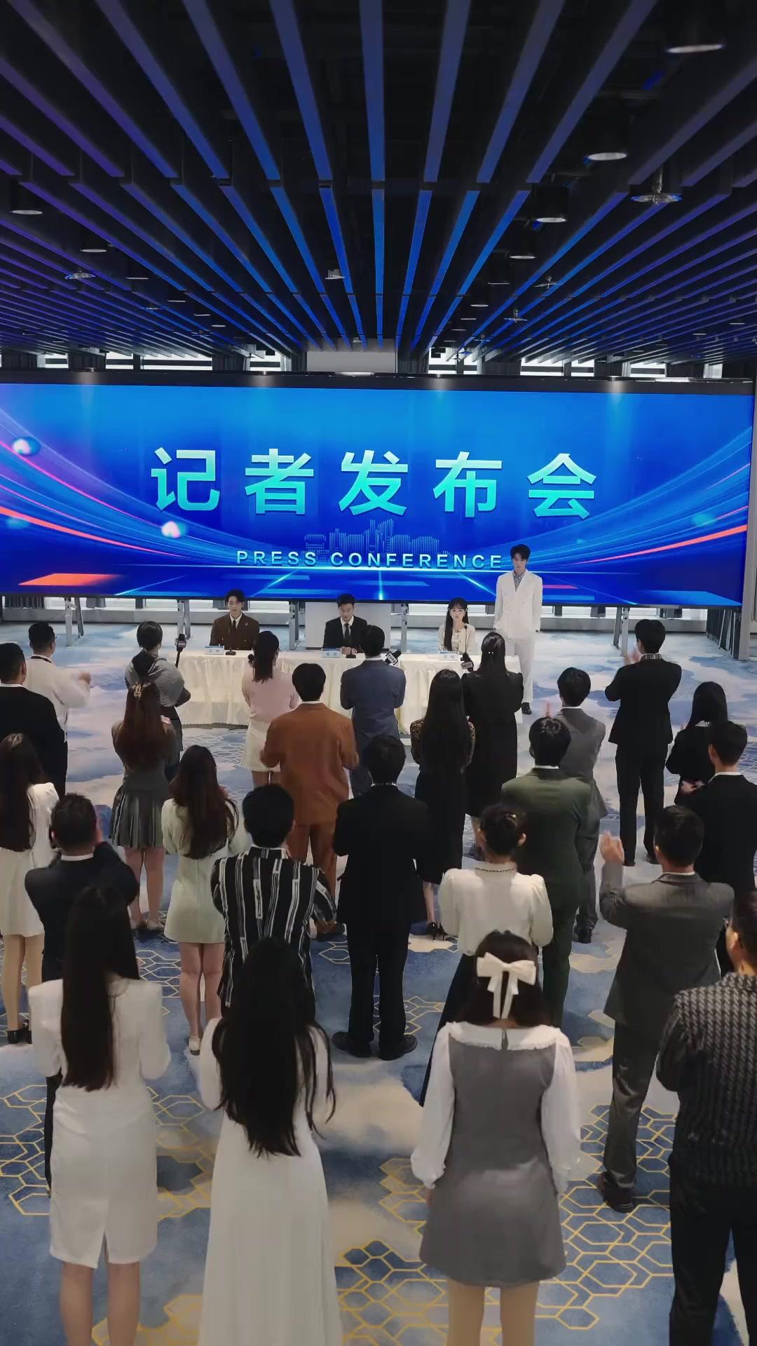 Putri Gila Singkirkan Putri Licik