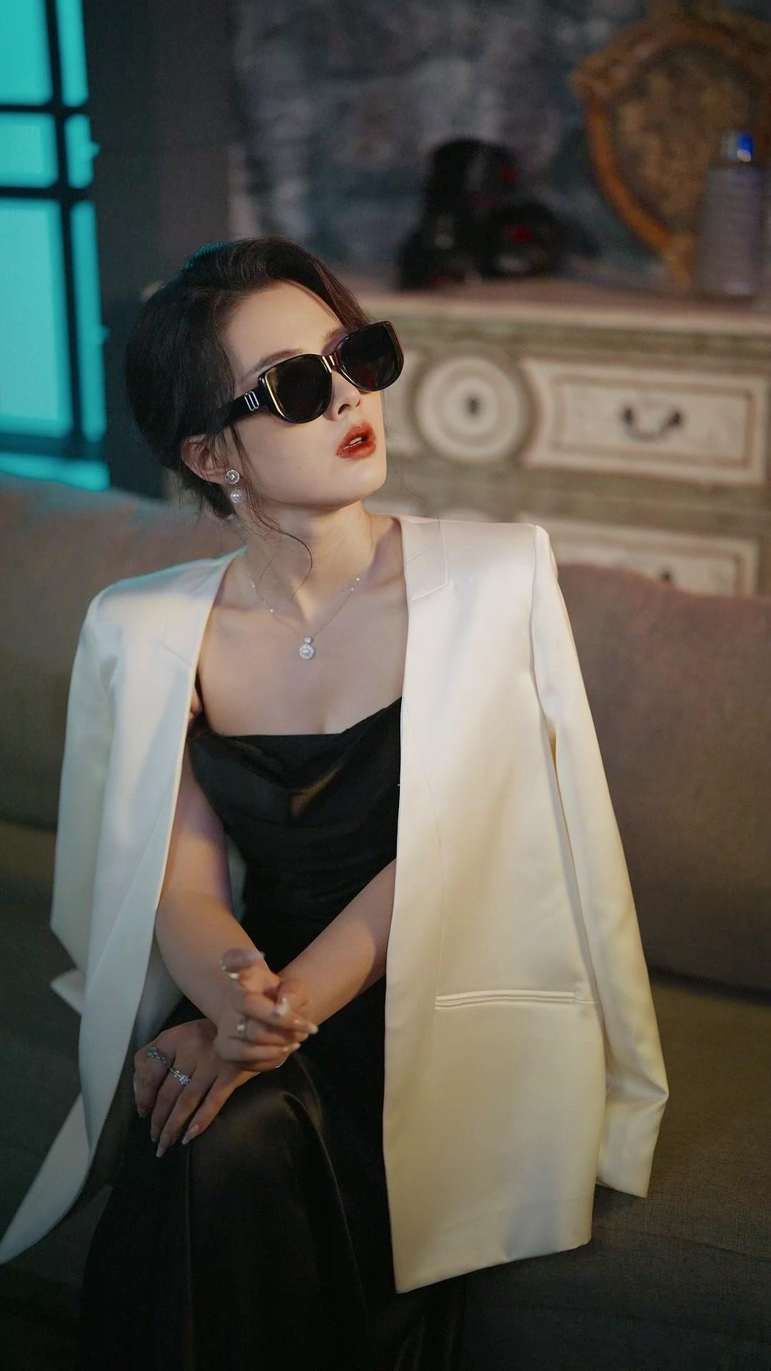 그녀의 연하 파트너