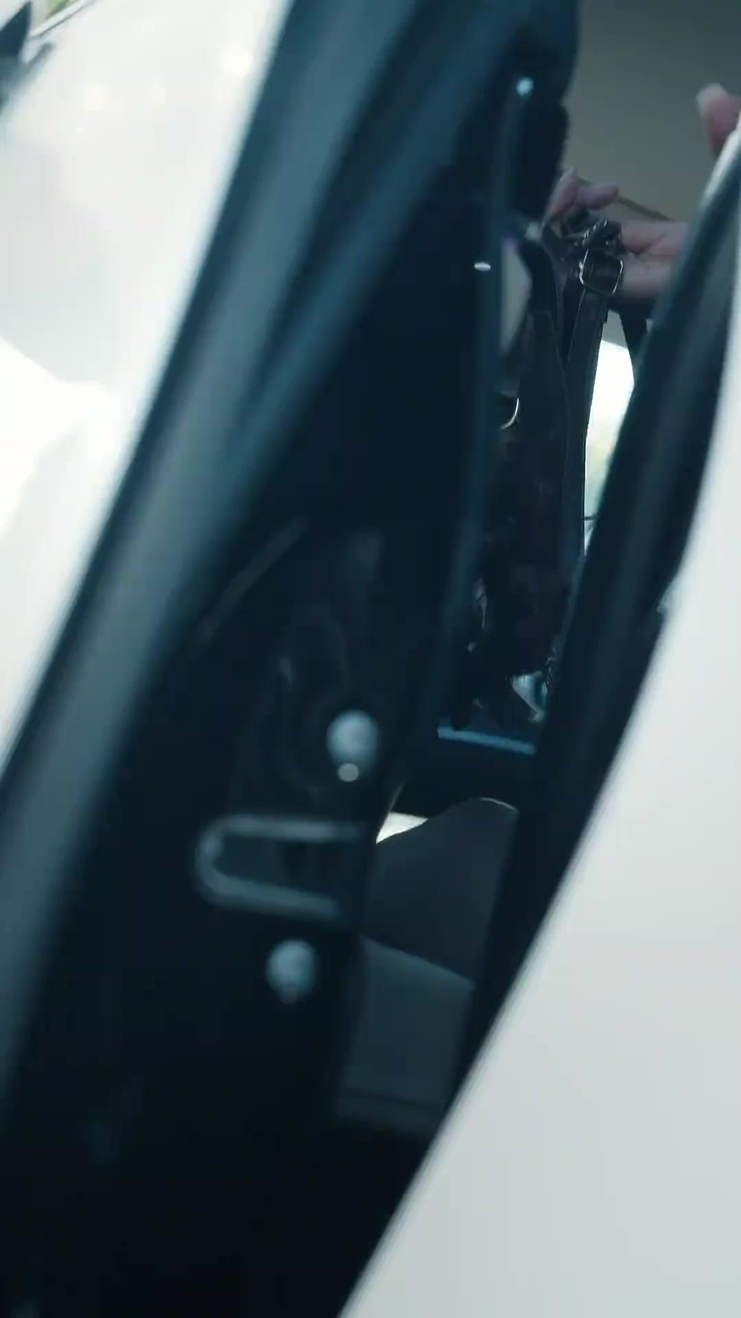 Identitätstausch – Tycoon-Erbins Abrechnung 