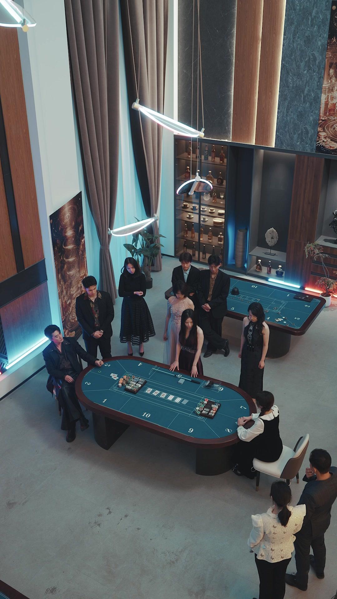 自由の名のもとに、君に囚われる