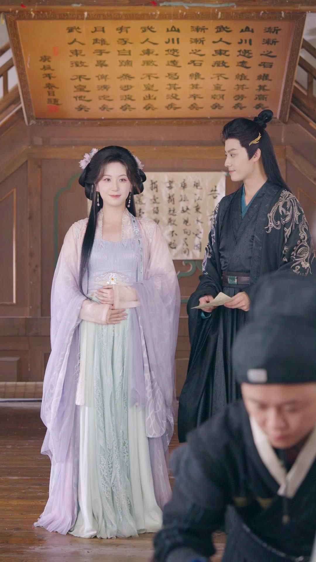 Pindah Alam Jadi Permaisuri