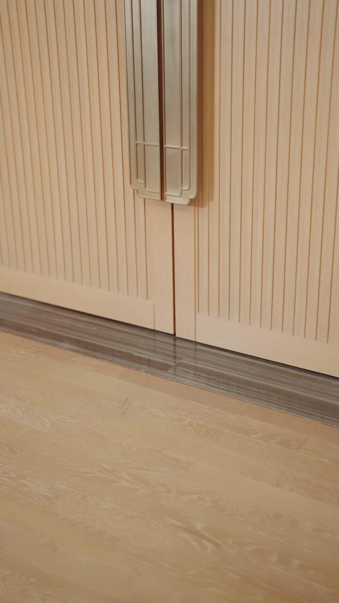 被棄後，水缸帶我賺遍雙時空