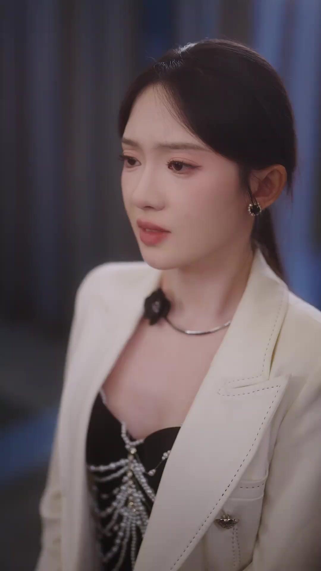 أيام ضائعة، حب أبدي