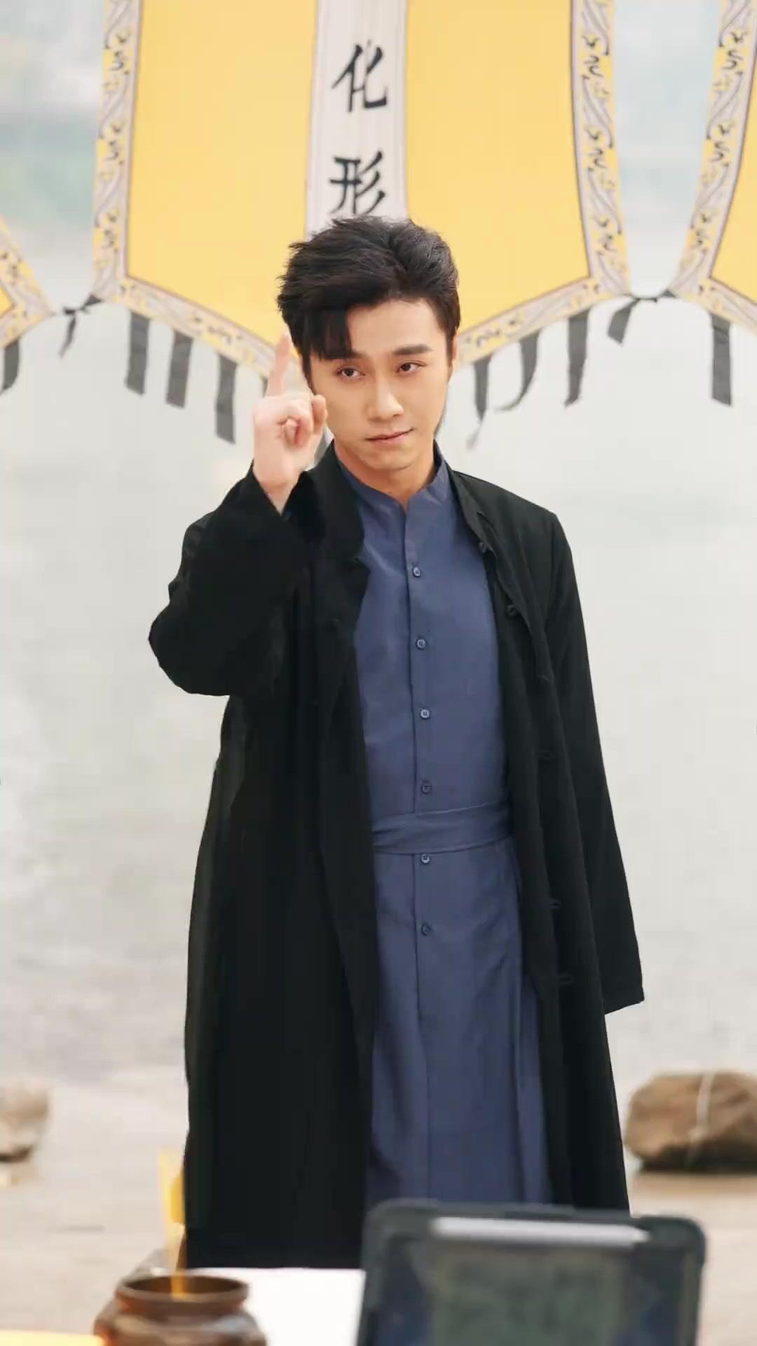 ให้โชว์มายากล ไม่ได้ให้โชว์พลังเซียน