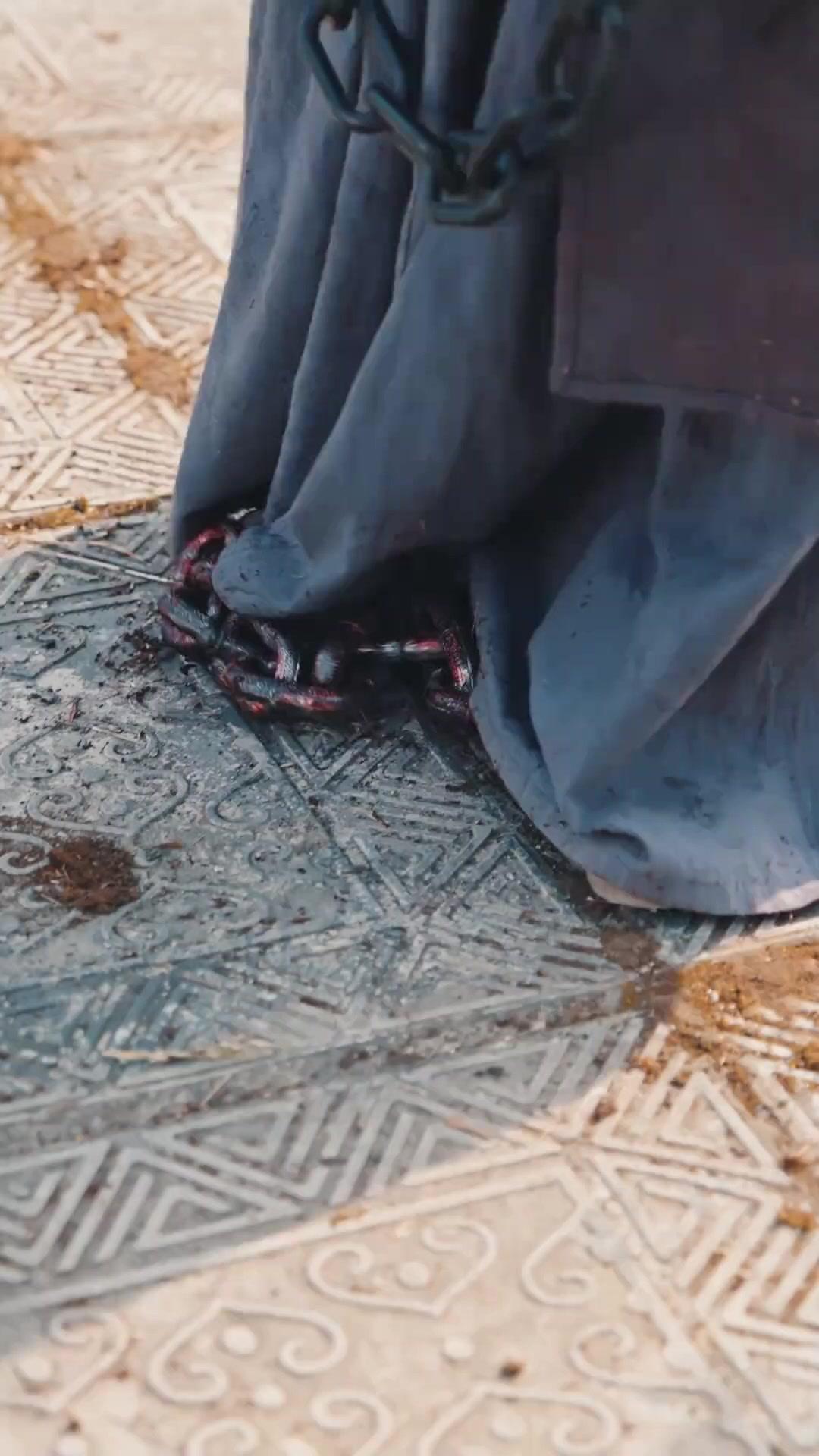 Kayıp Anne: Sarayın Gölgesinde