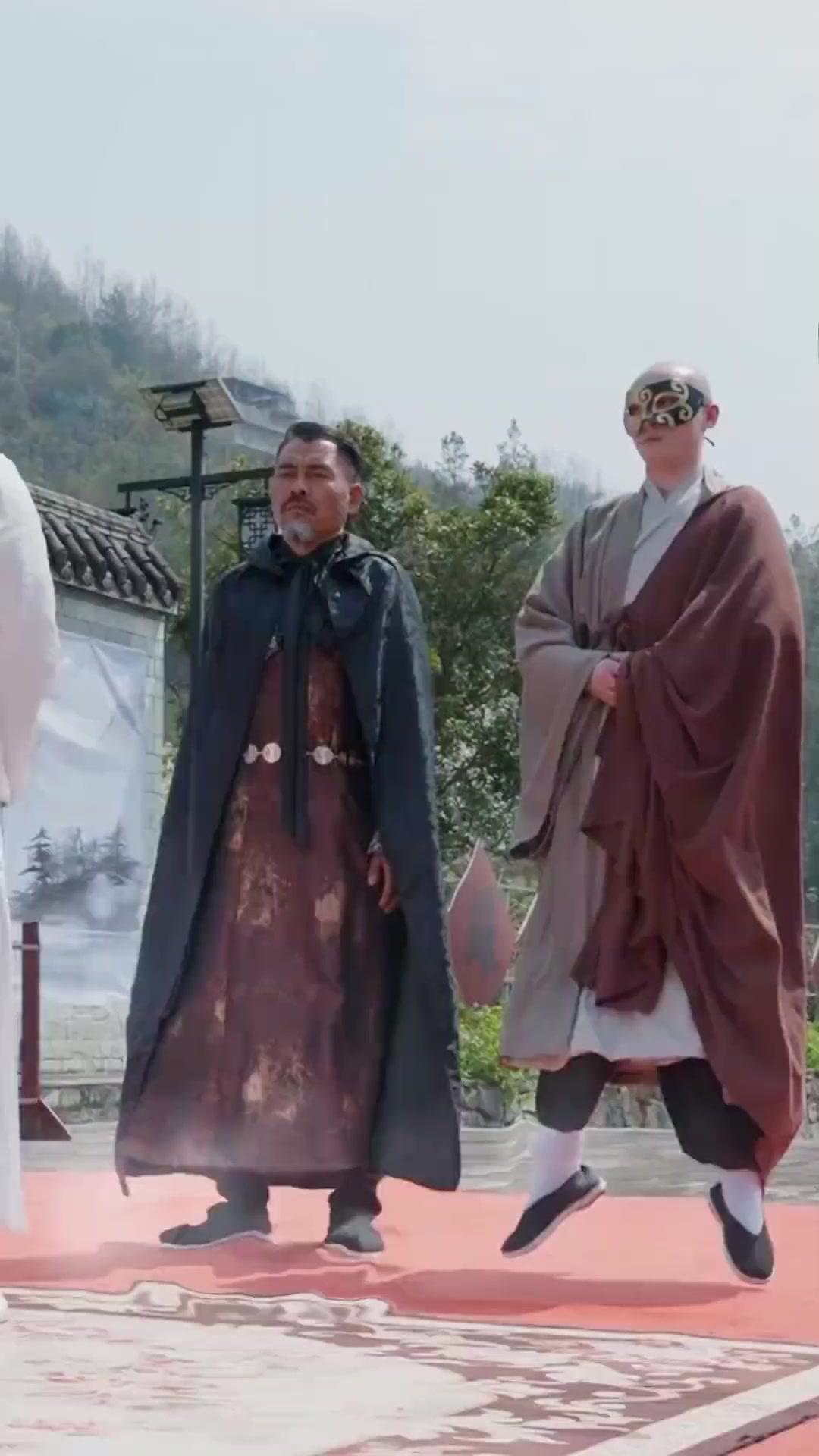 この無能デブが武神なわけない