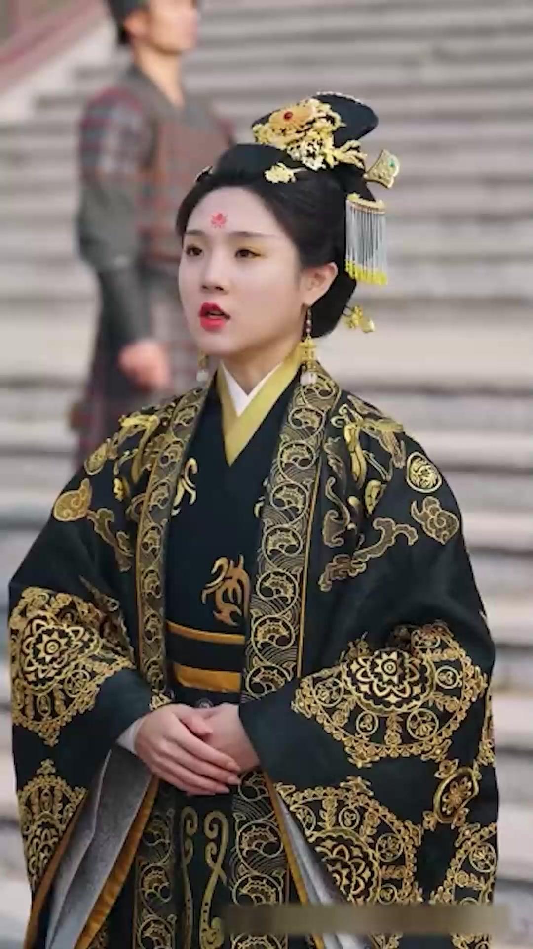 Uzun Rüzgarların Şarkısı